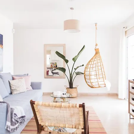 Lovely&sunny Near Poris Apartmán